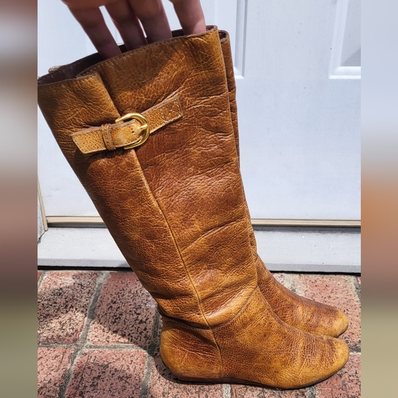 Steve Madden Tan Leather Intyce Boots w/Slight Wedge Heel Size 5.5 - Picture 4 of 11